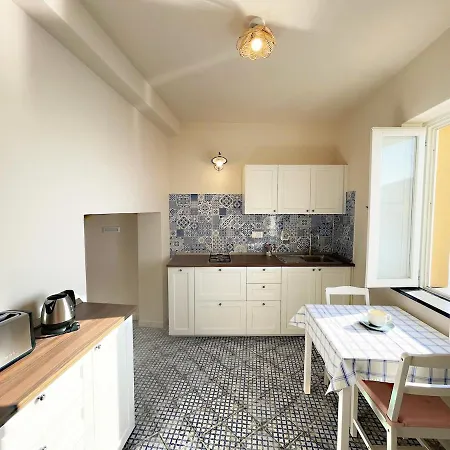 Casa Incastonata Nel Mare Villa Canneto (Lipari)